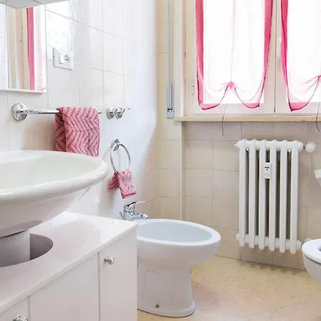 Railway Station Lovely * Πάρμα