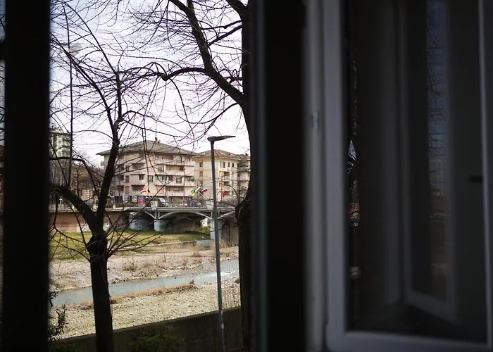 Guesthost - Railway Station Lovely Parma