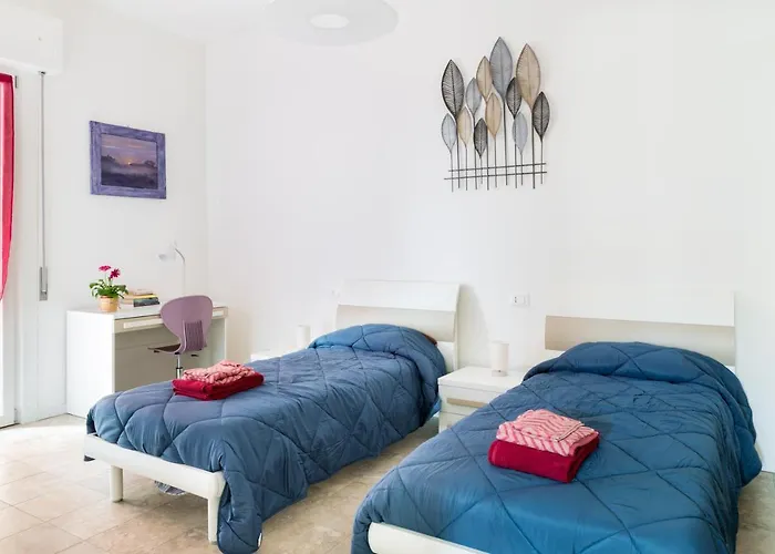 Lejlighed Guesthost - Railway Station Lovely Parma